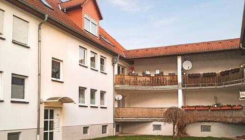 Außenansicht - ansprechende Dreizimmer-Dachgeschoßwohnung in angenehmer Lage