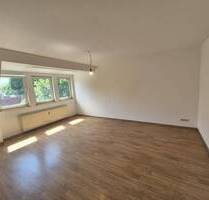 2-Zi.-DG-Wohnung, frisch renoviert - 11 min. mit dem Auto zum Bahnhof Buxtehude - Moisburg