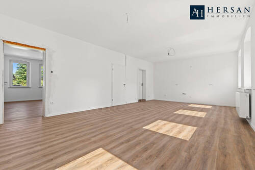 HI-303-1 Immobilie Wassenberg - 2 - 8 Zimmer Mehrfamilienhaus, Wohnhaus zum Kaufen in Wassenberg