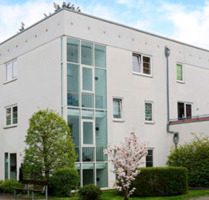 Helle 2-Zimmerwohnung mit Wintergarten im 2. Obergeschoss und in ruhiger Wohnlage - Berlin-Buckow