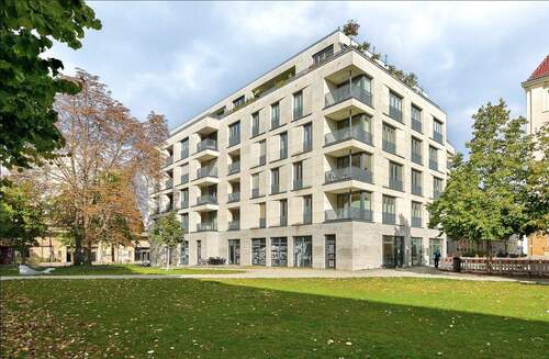 Repräsentatives Wohnensemble - 2 Zimmer Etagenwohnung zum Kaufen in Berlin / Mitte