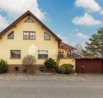 Gepflegtes EFH mit viel Raum, Werkstattgarage und privatem Innenhof in Ebendorf - Barleben