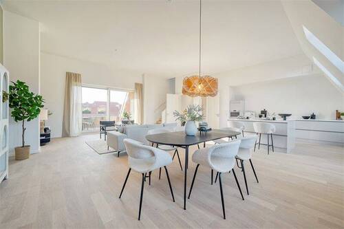 Raumperspektive 2 - Etagenwohnung mit 233,10 m&sup2; in Berlin zum Kaufen
