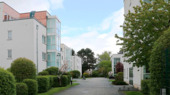 Ansicht Wohnsiedlung - 2 Zimmer Etagenwohnung zum Kaufen in Berlin