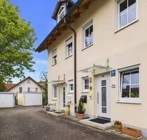 Charmantes Reihenhaus mit Kamin, Garten & Hausgefühl in ruhiger Lage - München Feldmoching-Hasenbergl