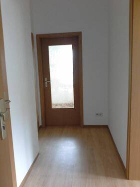 Eingangsbereich/Flur - 2 Zimmer Etagenwohnung zur Miete in Mülsen