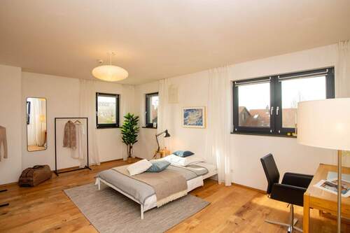 Zimmer 4_2.Obergeschoss (2).jpg - 