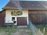 Garage und Scheune - 