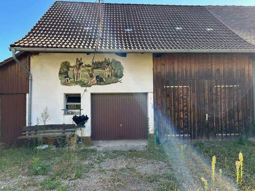 Garage und Scheune - 