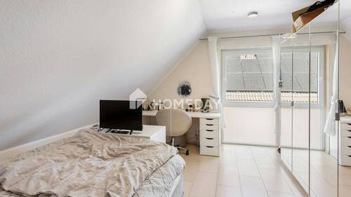 1. OG Elternschlafzimmer 1 - 