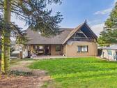 Rückseite - 6 Zimmer Mehrfamilienhaus, Wohnhaus zum Kaufen in Atzelgift