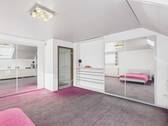 Schlafzimmer DG - 
