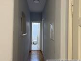 Flur - WC - 3-Zimmer-Wohnung in Kamenz - 