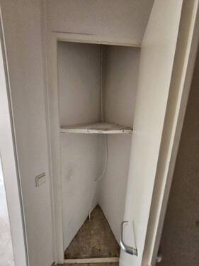 Abstellkammer - 