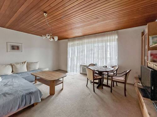 Wohn-, Esszimmer - 