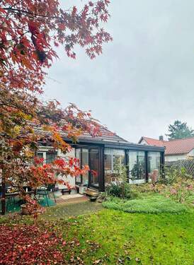 Ansicht vom Garten - NEUENHAGEN: Charmantes Wohnhaus in schöner Lage