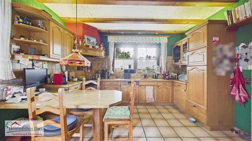 Küche EG mit Zugang zum Garten - 