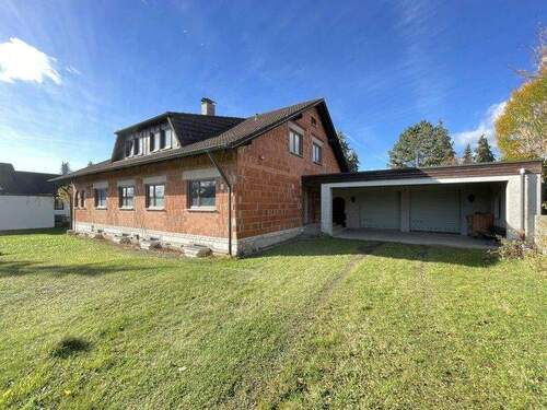 Hauszugang / Garage - 