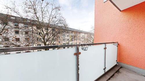 Balkon_ - Etagenwohnung mit 65,00 m&sup2; in Köln zum Kaufen
