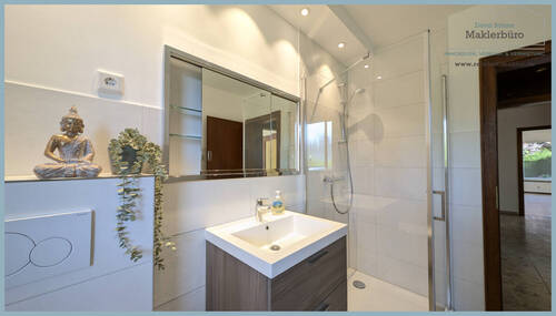 saniertes Duschbad - 