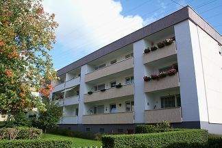 Objektansicht - +++Schöne Erdgeschosswohnung mit Loggia, RUHIG, gepflegt+++