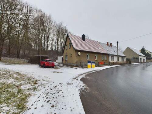 Hausansicht - 5 Zimmer Doppelhaushälfte zum Kaufen in Pfiffelbach