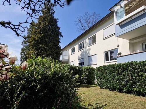 Süd mit Vorgarten - Eigentumswohnung mit Südbalkon 4,5 Zimmer in Inzlingen mit Blick ins Grüne nahe der schweizer Grenze