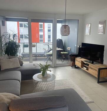 Wohnzimmer - 2 Zimmer Etagenwohnung in Böblingen