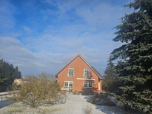 Giebelansicht.jpg - 5 Zimmer Einfamilienhaus in Butzow