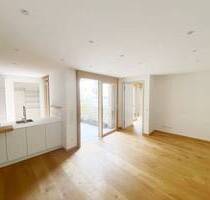 Exklusive 3-Zimmer-Wohnung mit Balkon in bester Lage direkt am Englischen Garten - München Altstadt-Lehel