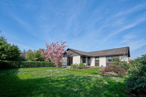 Bungalow Rain Außenansicht - 