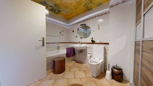 Badezimmer 1. OG - 