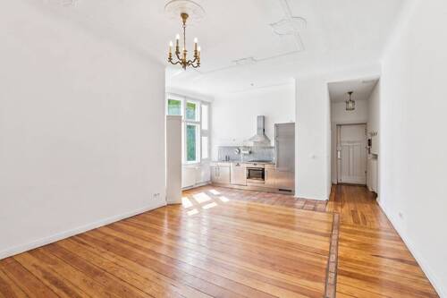 Wohnküche - 2 Zimmer Etagenwohnung in Berlin