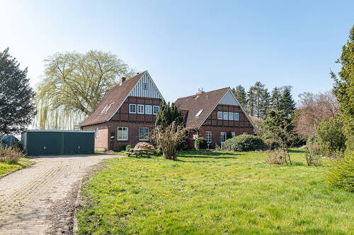 Außenansicht - Mehrfamilienhaus, Wohnhaus mit 271,00 m² in Oederquart zum Kaufen