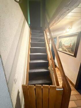 Treppe nach Kinderzimmer Rechts.jpeg - 