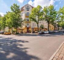 Helle 3-Zimmer-Altbauwohnung mit Balkon im beliebten Florakiez - Berlin Pankow