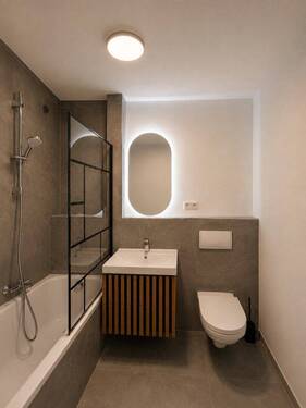 Badezimmer - 2 Zimmer Etagenwohnung in Weinböhla