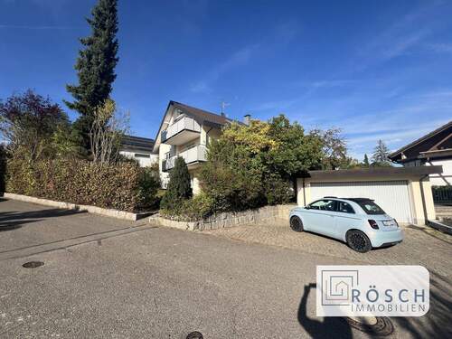 Bild 1 - Großzügiges Einfamilienhaus mit Einliegerwohnung, sonniger Südhanglage und herrlichem Weitblick in Binzen +++ Rösch Immobilien