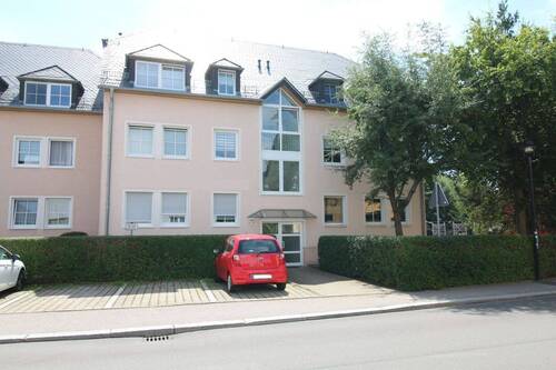 Vorderansicht (1) - 2 Zimmer Mehrfamilienhaus, Wohnhaus zum Kaufen in Limbach-Oberfrohna