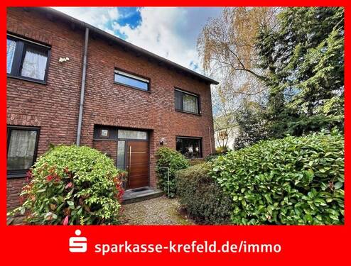 Frontansicht - Reihenendhaus mit Garage - 395.000,00&nbsp;EUR Kaufpreis, ca.&nbsp; 123,00&nbsp;m&sup2;&nbsp;Wohnfl&auml;che