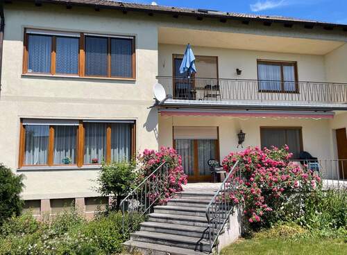 Gartenansicht - Mehrfamilienhaus mit sehr schönem großem Grundstück