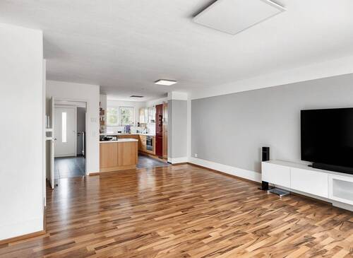 Wohn-/Esszimmer - (KI generiert) - Doppelhaushälfte mit 136,00 m² in Köln zum Kaufen