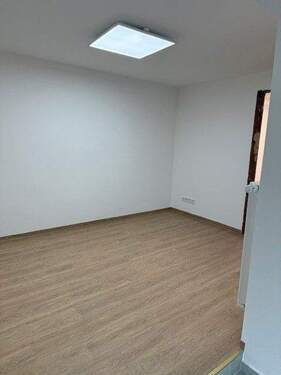 Innen - Mehrfamilienhaus, Wohnhaus mit 170,00 m&sup2; in Mülheim zum Kaufen