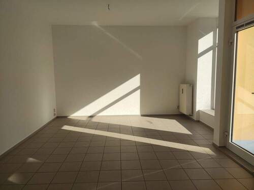 Ladengeschäft - 2 Zimmer Gewerbeobjekt (Büro, Produktion, Verkauf) zur Miete in Meißen