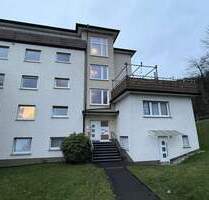 Videorundgang: Attraktive Dachwohnung mit EBK und Balkon - frisch renoviert! - Werdohl