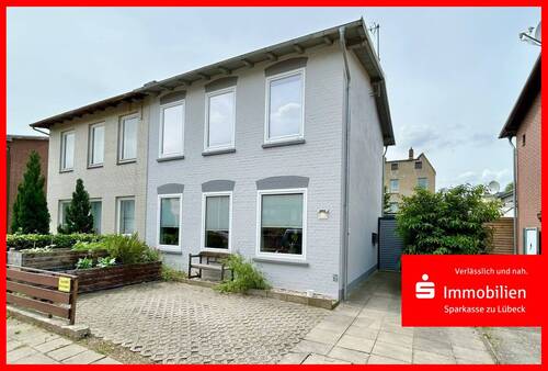 Ansicht - Modernisiertes kleines Stadthaus mit separater Einliegerwohnung in St. Jürgen