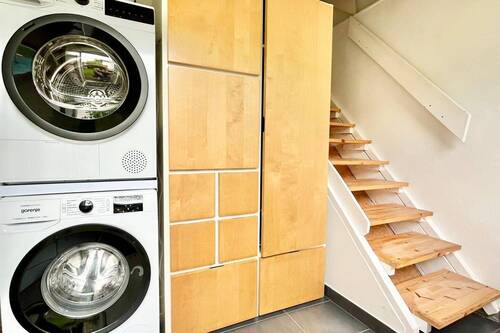Aufgang Einliegerwohnung - 