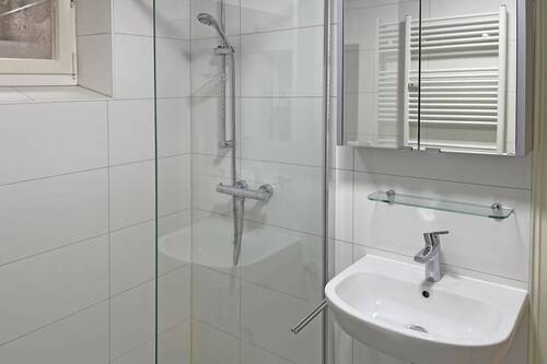 Badezimmer Terrassengeschoss - 