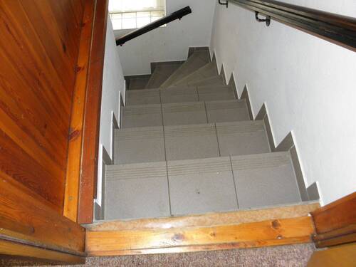 Kellertreppe.JPG - 