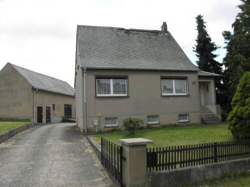 Straßenansicht - 6 Zimmer Einfamilienhaus zum Kaufen in Großweitzschen